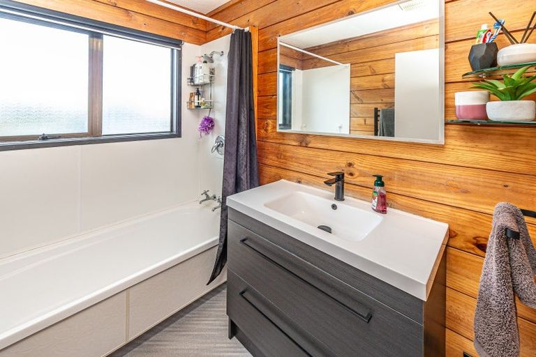 Photo of property in 77 Oxford Road, Springvale, Whanganui, 4501