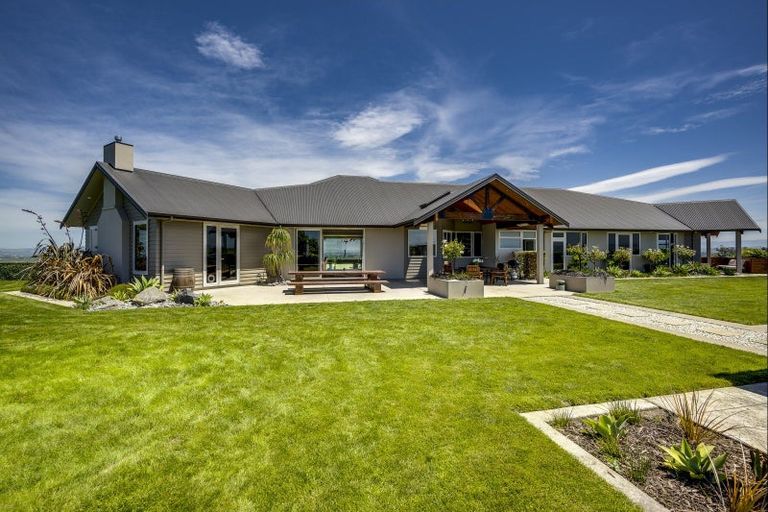 Photo of property in The Woolshed, 15g Omarunui Road, Waiohiki, Napier, 4183