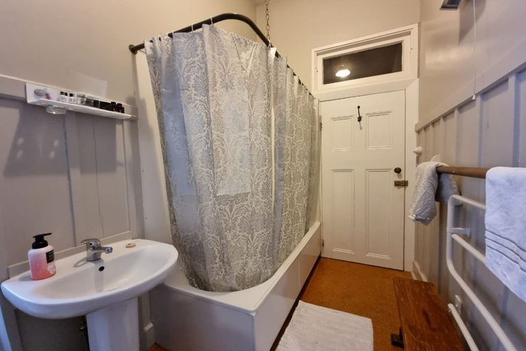 Photo of property in 96 Fendalton Road, Fendalton, Christchurch, 8014