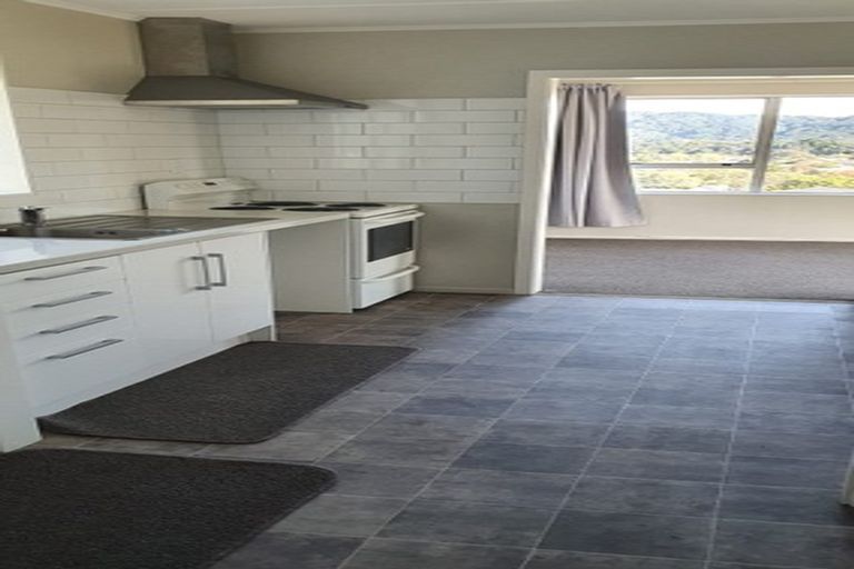 Photo of property in 16 Tyrone Grove, Wainuiomata, Lower Hutt, 5014