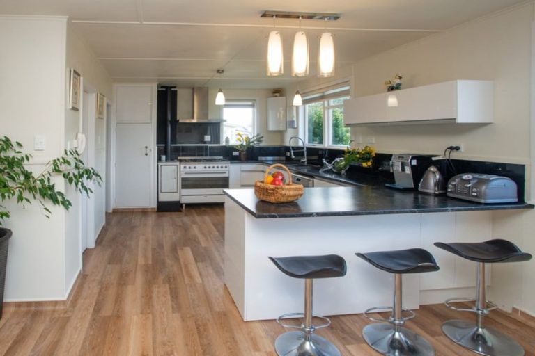 Photo of property in 4 Oxford Place, Taradale, Napier, 4112