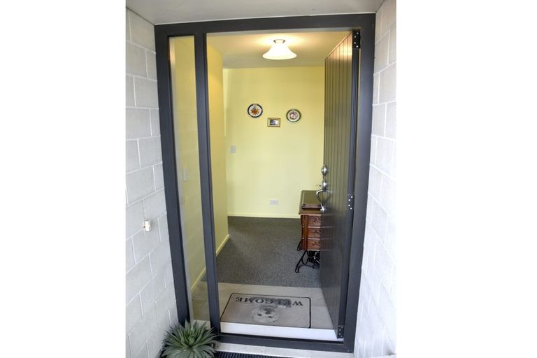 Photo of property in 15 Anne Street, Tinwald, Ashburton, 7700