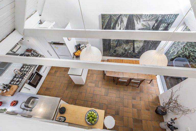 Photo of property in 44 Orangi Kaupapa Road, Northland, Wellington, 6012