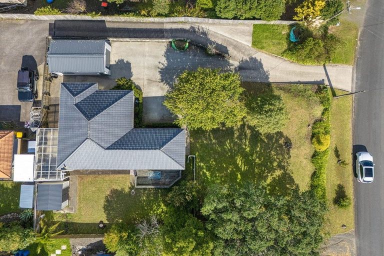 Photo of property in 22 Makiri Street, Helensville, 0800