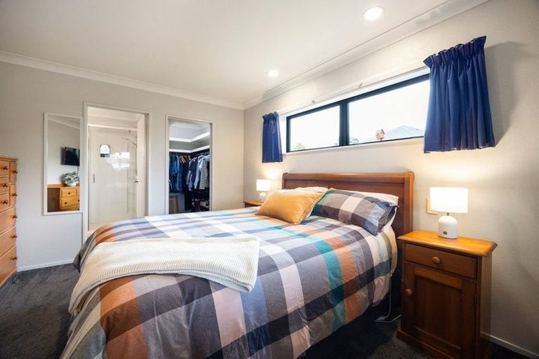 Photo of property in 2 Pascal Place, Flagstaff, Hamilton, 3210