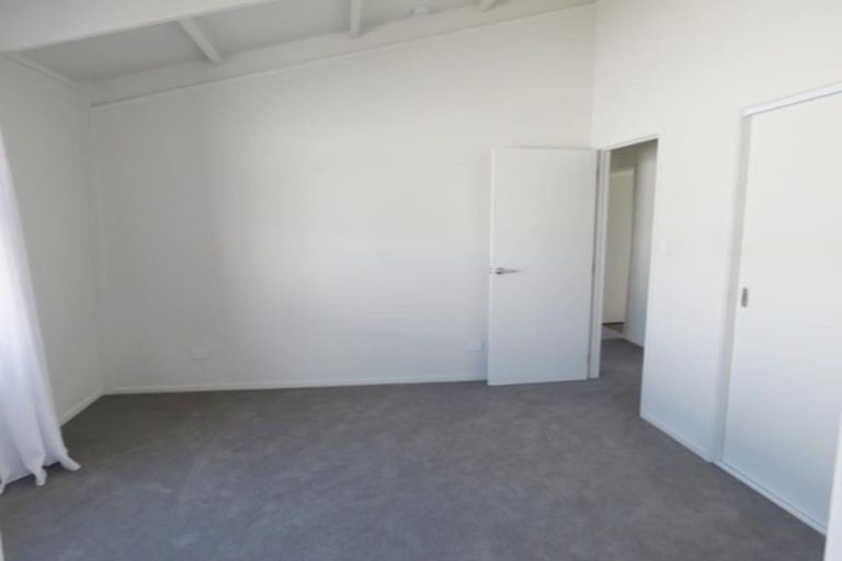 Photo of property in 6c Walsh Road, Marfell, New Plymouth, 4310