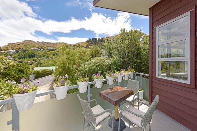 Photo of property in 10a Cornwall Road, Lyttelton, 8082