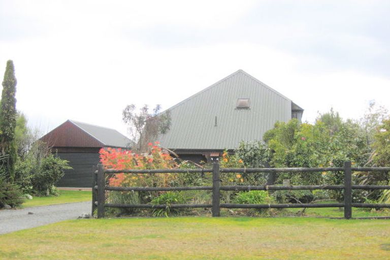 Photo of property in 35 Otaiatoa Street, Tauranga Taupo, Turangi, 3382