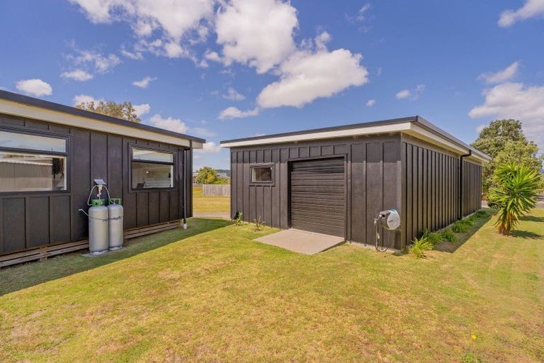 Photo of property in 111 Benjamin Place, Matarangi, Whitianga, 3592