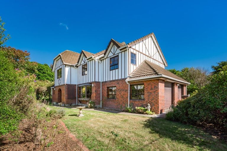 Photo of property in 92 Ngaio Road, Waikanae, 5036