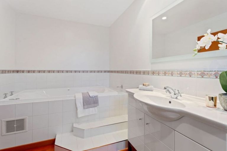 Photo of property in 323 Gardiners Road, Harewood, Christchurch, 8051