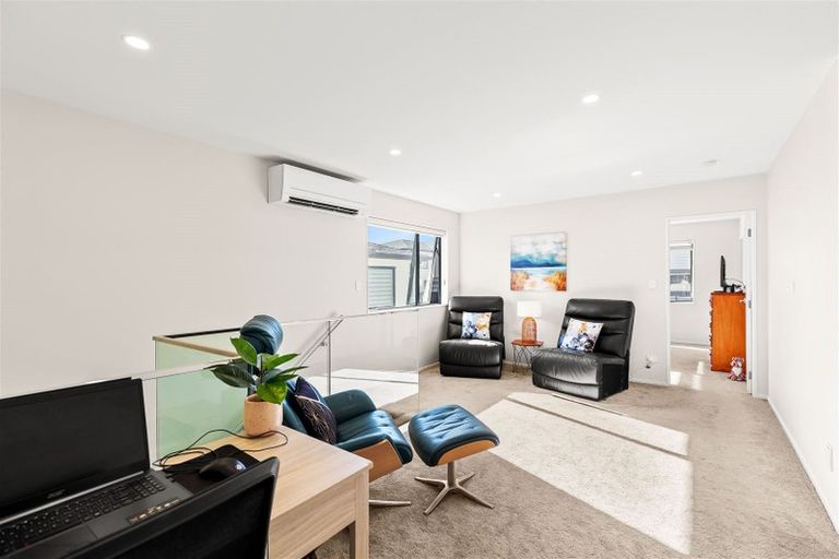 Photo of property in 6 Hiki Street, Hobsonville, Auckland, 0616