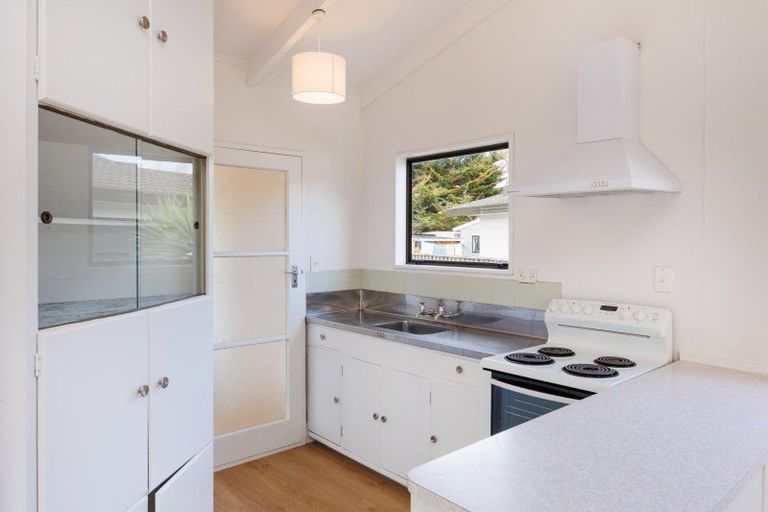 Photo of property in 14 Cousins Avenue West, Foxton Beach, Foxton, 4815