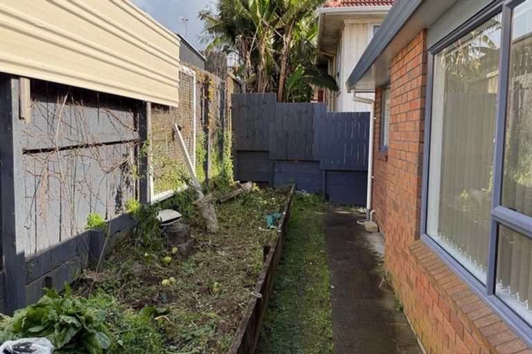 Photo of property in 2/3 Trimmer Terrace, Papatoetoe, Auckland, 2025