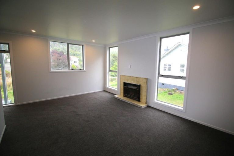 Photo of property in 140/142 Hautapu Street, Taihape, 4720