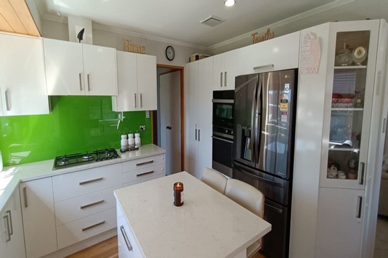 Photo of property in 58 Carnoustie Drive, Wattle Downs, Auckland, 2103