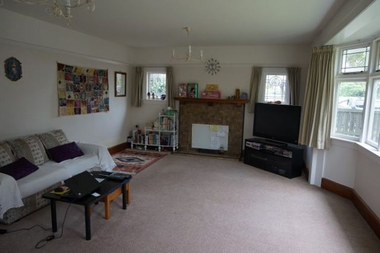 Photo of property in 96 Clyde Road, Ilam, Christchurch, 8041