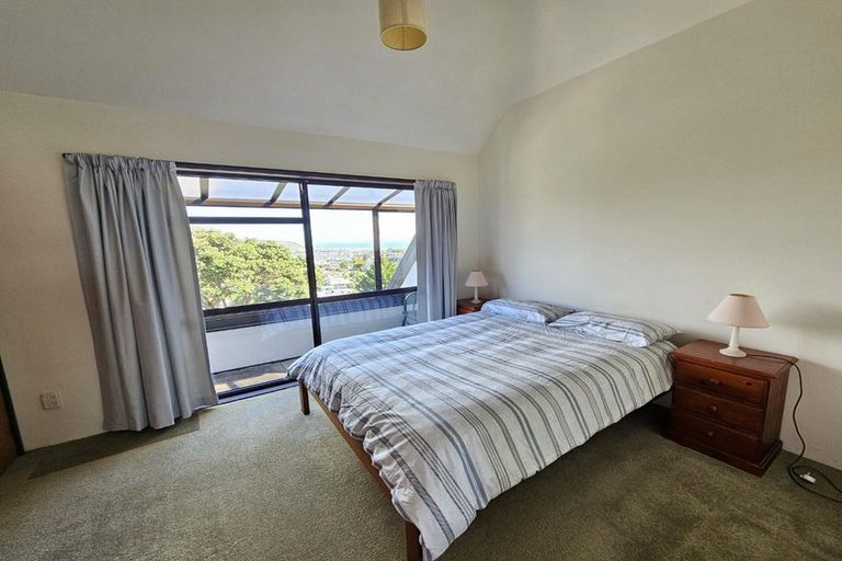 Photo of property in 13 Tamahine Street, Maupuia, Wellington, 6022