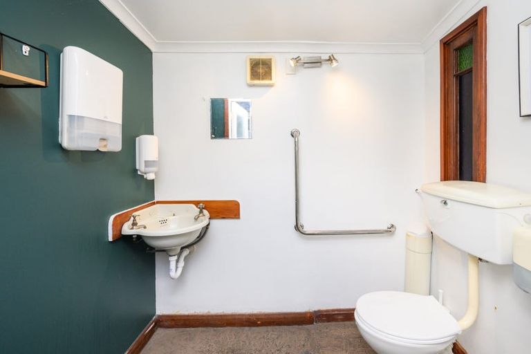 Photo of property in 3 Campbell Street, Palmerston North, 4410