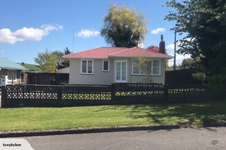 Photo of property in 34 Thomas Crescent, Western Heights, Rotorua, 3015