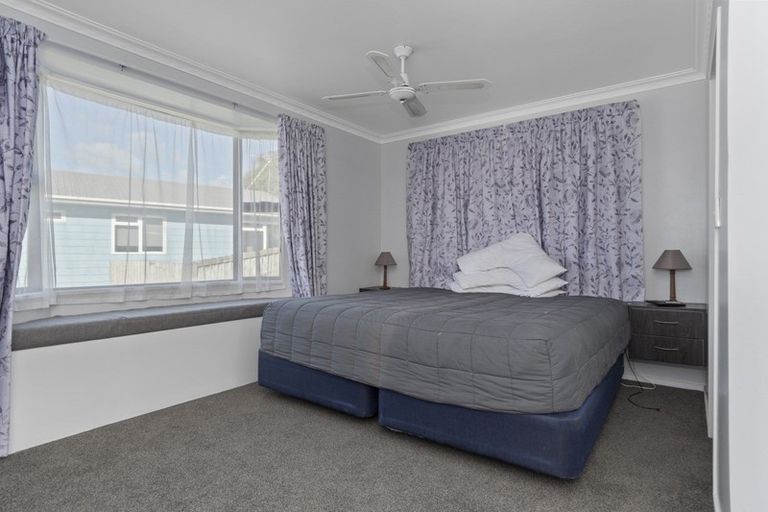 Photo of property in 10 Herald Way, Welcome Bay, Tauranga, 3112