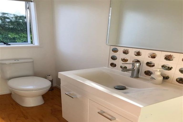 Photo of property in 11 Dalton Road, Snells Beach, 0920