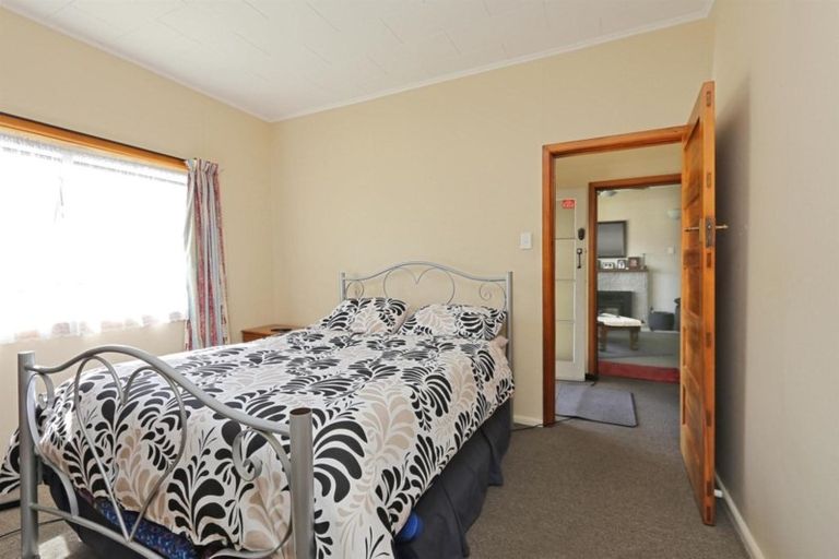 Photo of property in 605 Grove Road, Mayfair, Hastings, 4122