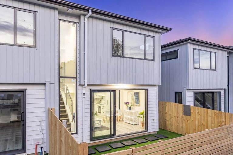 Photo of property in 4/6 Vine Street, Mangere East, Auckland, 2024