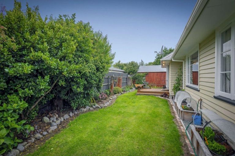 Photo of property in 187h High Street, Oxford, 7430