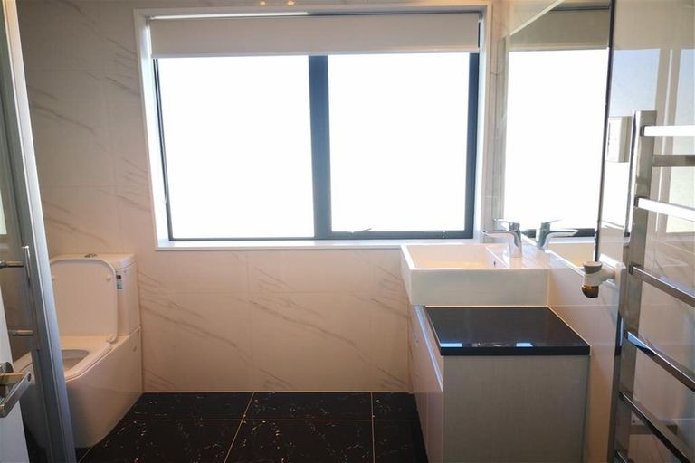 Photo of property in 58 Golden Morning Drive, Albany Heights, Auckland, 0632