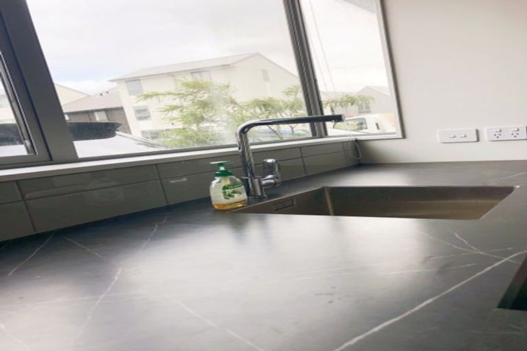 Photo of property in 13 John Street, Petone, Lower Hutt, 5012