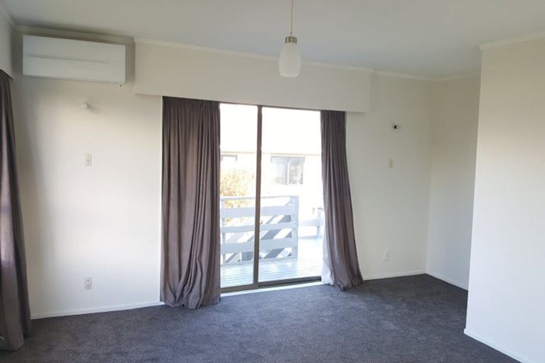 Photo of property in 1/59 Cypress Drive, Maungaraki, Lower Hutt, 5010