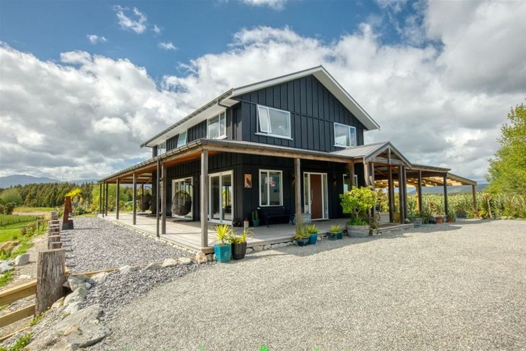 Photo of property in 147 Lake Kaniere Road, Blue Spur, Hokitika, 7811