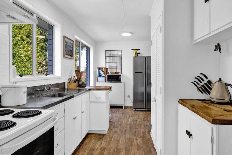 Photo of property in 18 Exeter Street, Stratford, 4332