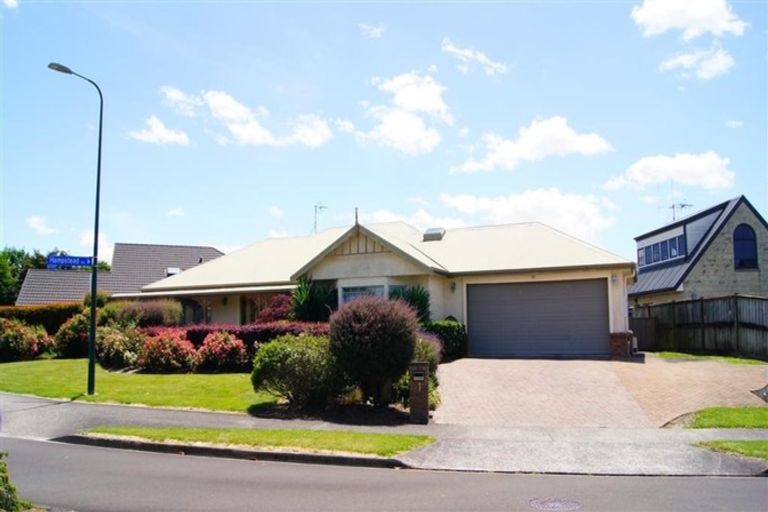 Photo of property in 1 Hampstead Way, Rototuna North, Hamilton, 3210