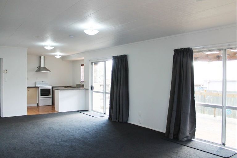 Photo of property in 11 Elmslie Place, Owhata, Rotorua, 3010