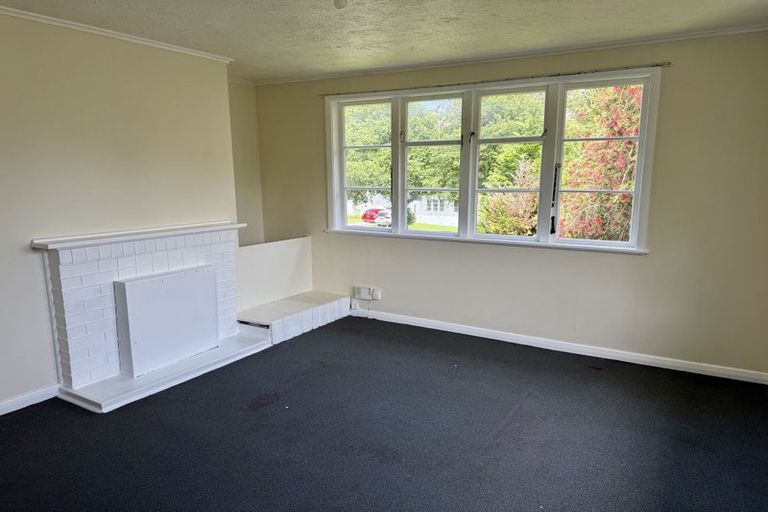 Photo of property in 63 Mungavin Avenue, Ranui, Porirua, 5024