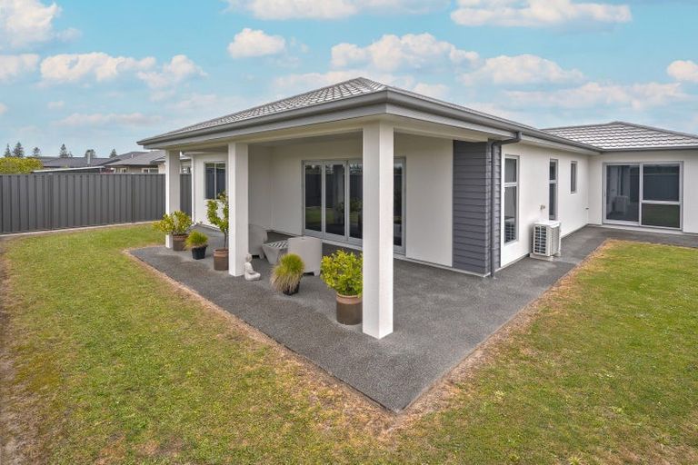 Photo of property in 42 Hurunui Drive, Te Awa, Napier, 4110