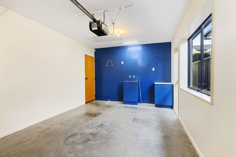 Photo of property in 21a Cecil Road, Tawa, Wellington, 5028