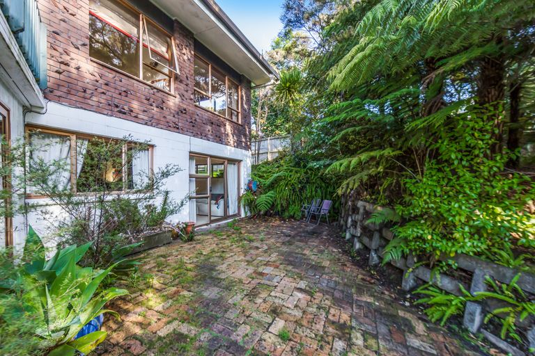 Photo of property in 29a Greenhithe Road, Greenhithe, Auckland, 0632