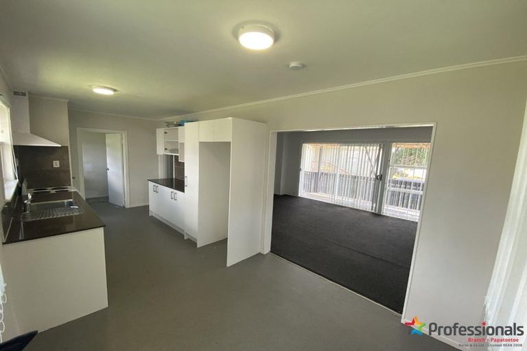 Photo of property in 9 Malmo Place, Manurewa, Auckland, 2102