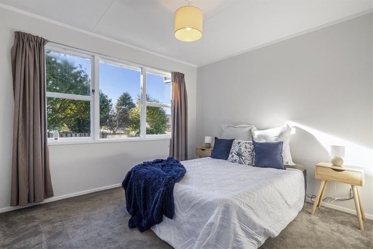 Photo of property in 12 Chaucer Place, Owhata, Rotorua, 3010