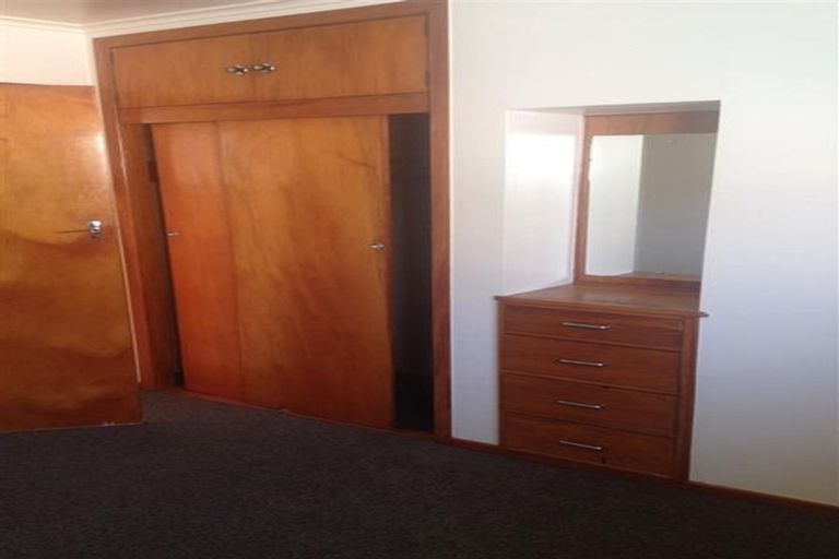 Photo of property in 42 Helvetia Road, Pukekohe, 2120