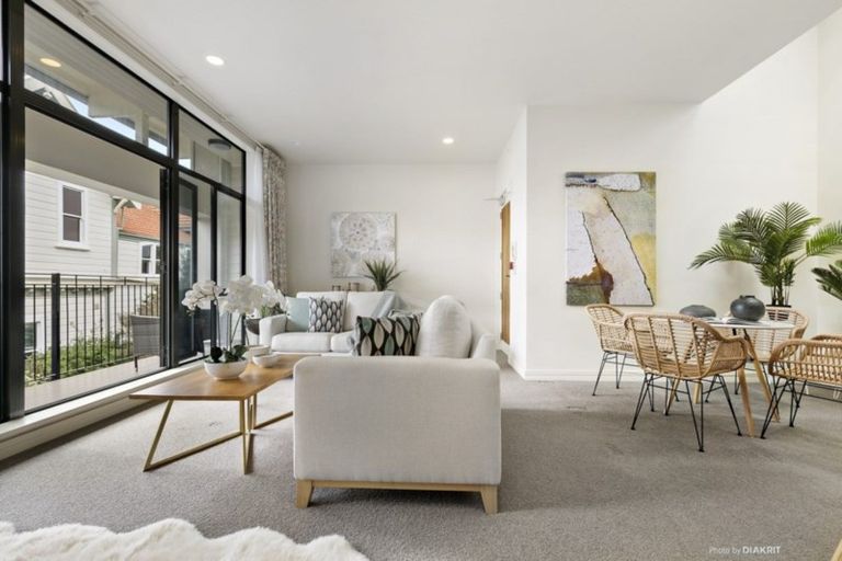 Photo of property in 9/28 Hobson Street, Thorndon, Wellington, 6011