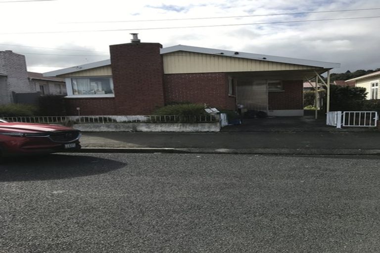 Photo of property in 56 Howe Street, North Dunedin, Dunedin, 9016