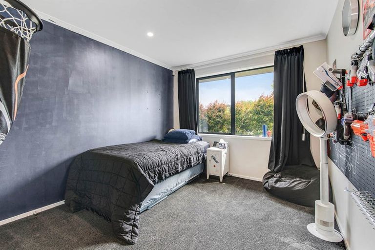 Photo of property in 3 St Julia Court, Helensville, 0800