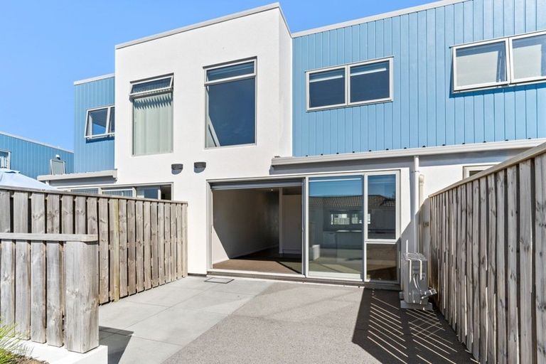 Photo of property in 31 Reynolds Place, Papamoa Beach, Papamoa, 3118