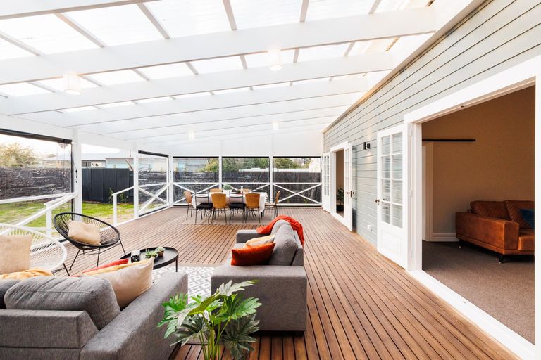 Photo of property in 10 Stewart Street, Marton, 4710