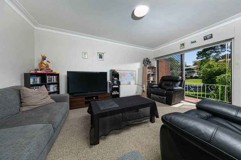 Photo of property in 5/1 Takapu Street, Henderson, Auckland, 0612