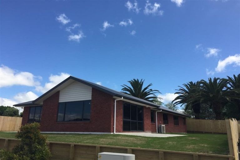 Photo of property in 4 Jack Rise, Grandview Heights, Hamilton, 3200